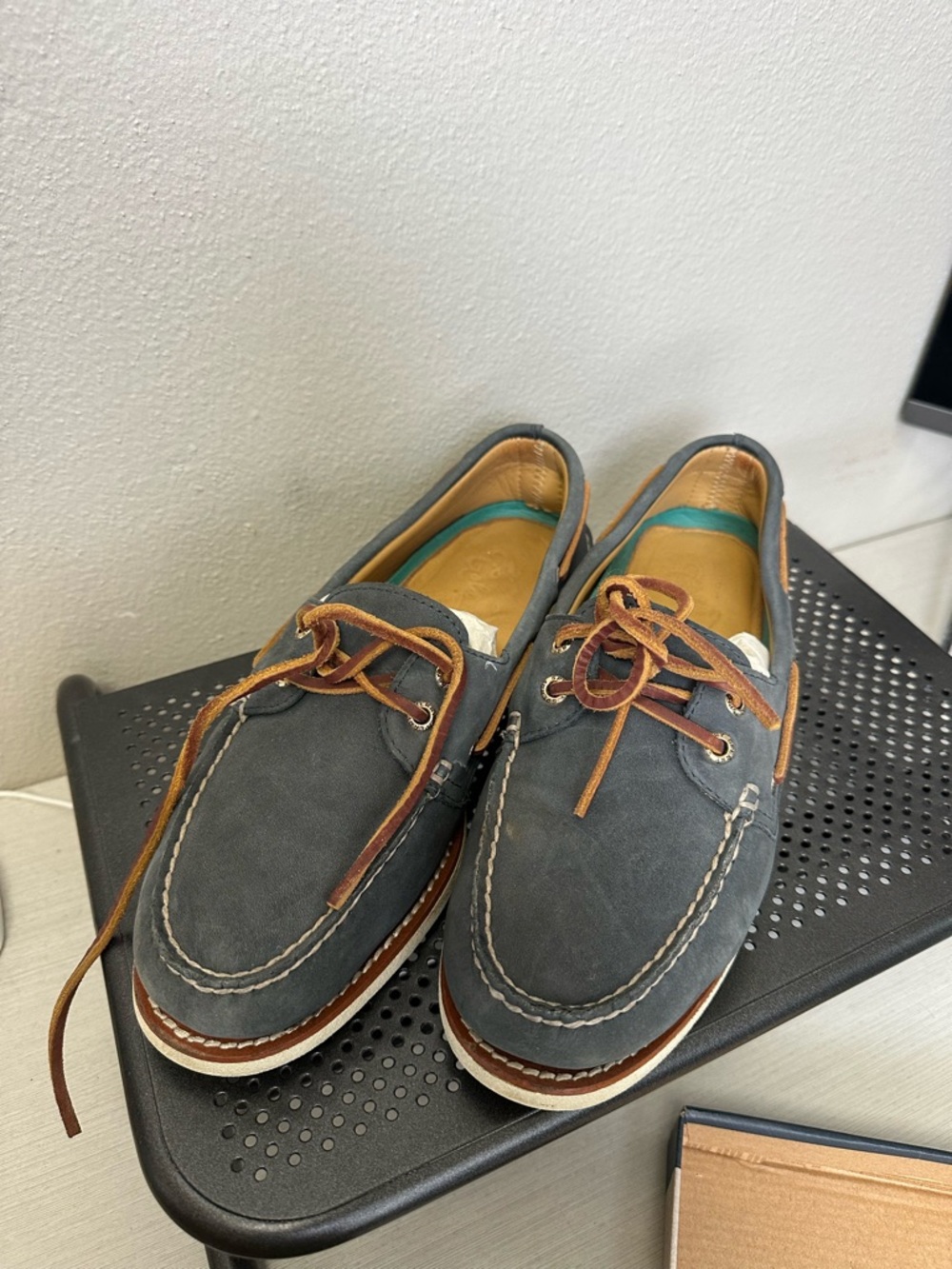 SPEERY Men's Gray Suede Boat Shoes with Brown Leather Laces